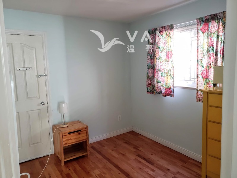 250316232626_Bedroom 1.jpg